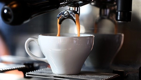 kaffee-und-wasser-das-geheimnis-der-perfekten-mischung